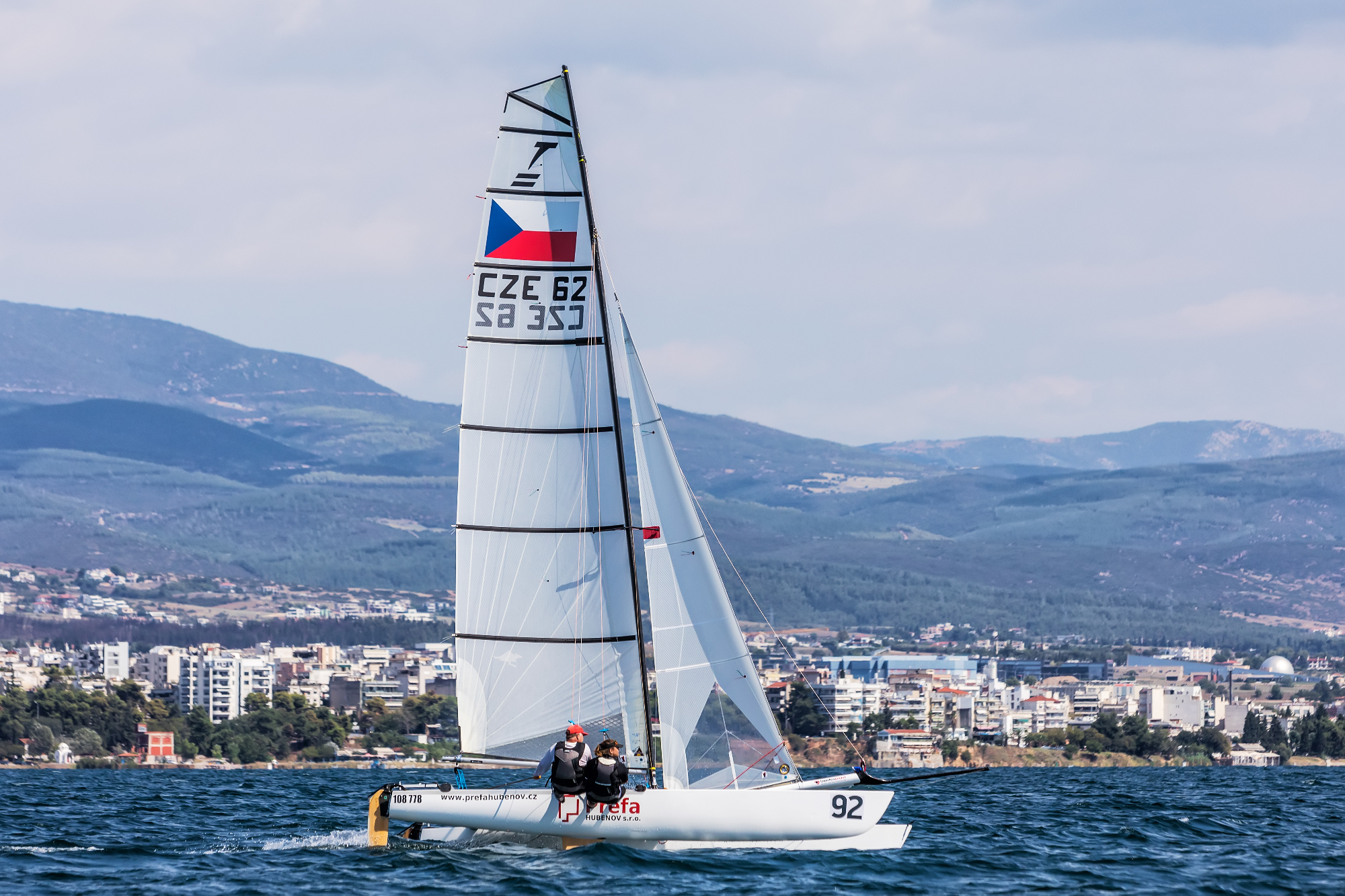 Navigare con Stile: La Guida Definitiva ai Pantaloni da Vela